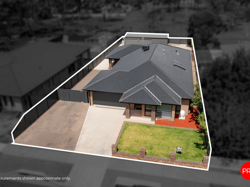 305 Mackenzie Street W, Kangaroo Flat, VIC 3555
