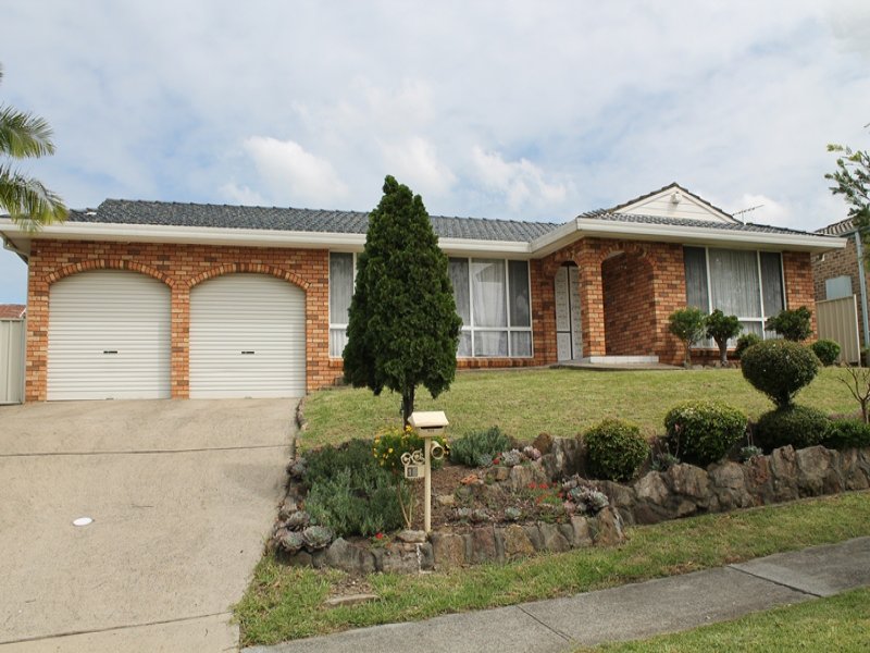 15 Lord Howe Drive, Green Valley, NSW 2168