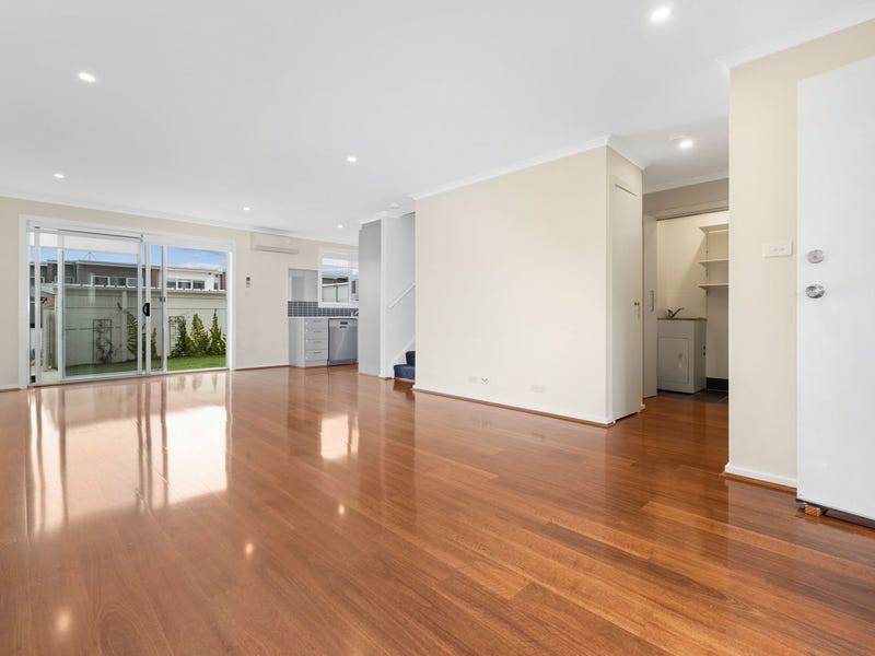 56/20 Gifford Street, Coombs, ACT 2611