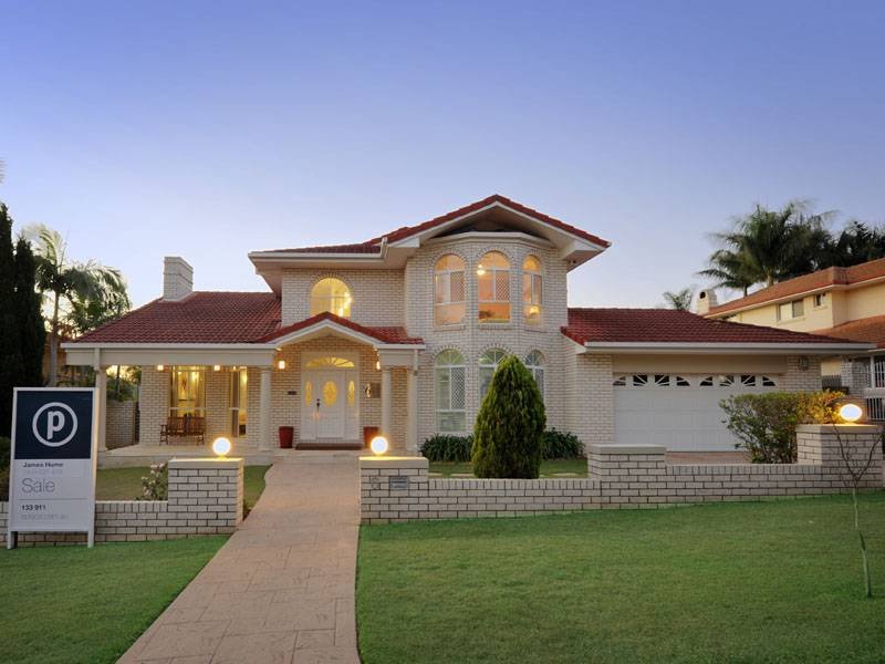 6 Troon Place, Carindale, Qld 4152 Property Details