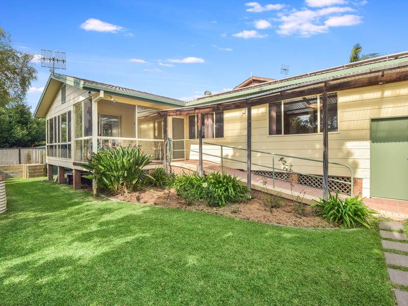 1 Sher Close, Empire Bay, NSW 2257