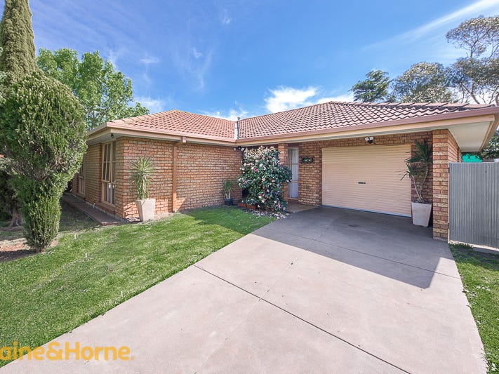 50 Dunrossil Drive, Sunbury, Vic 3429 - Property Details