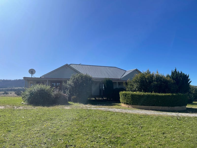 5424 Castlereagh Highway, Running Stream, NSW 2850