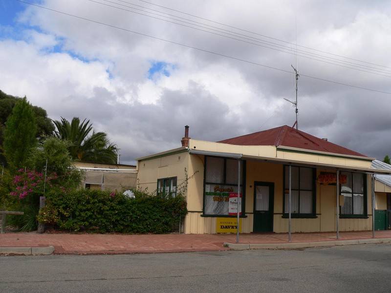 17 Crowden Street, Tambellup, WA 6320 Property Details