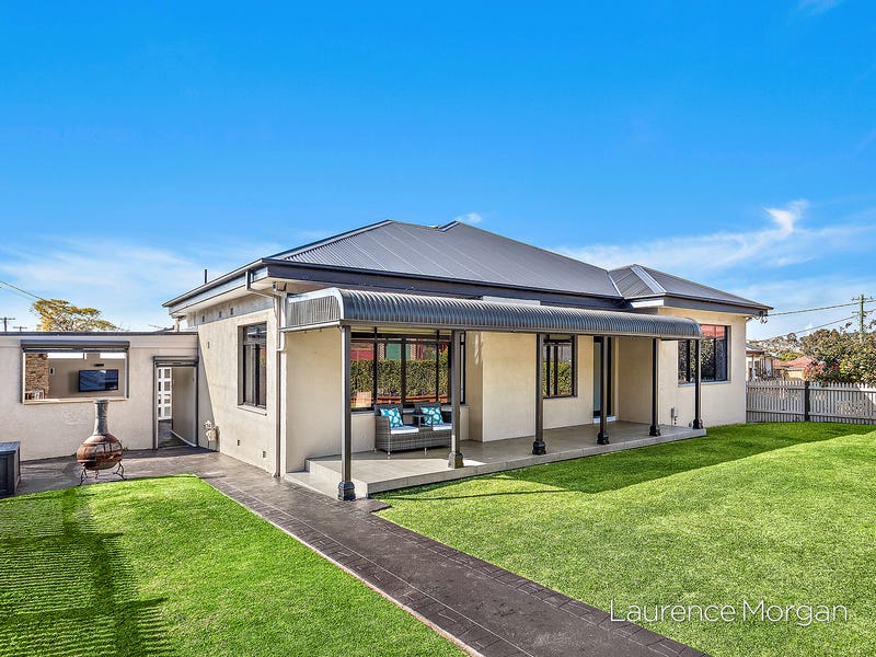 1 Chalmers Street, Balgownie, NSW 2519