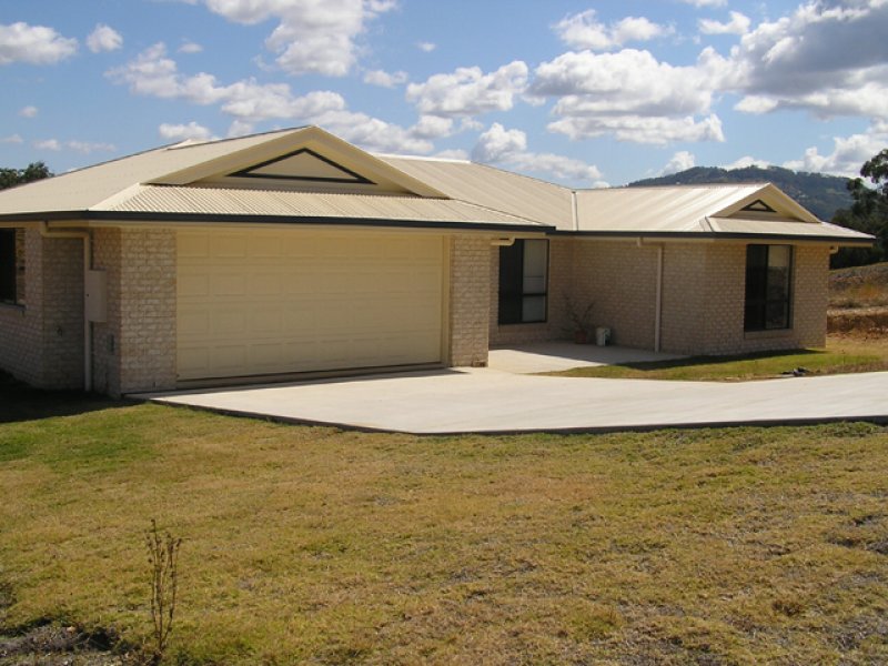 64 Carnarvon Drive, Beerwah, QLD 4519