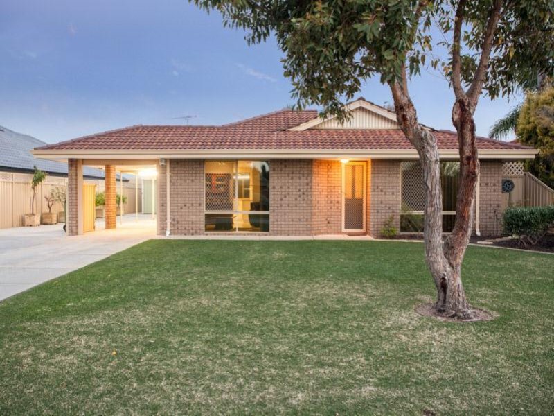 15 Rochester Avenue, Beckenham, WA 6107