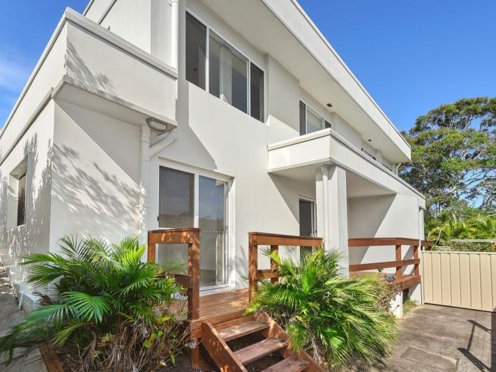 4/129 Pacific Drive, Port Macquarie, NSW 2444