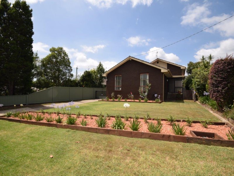 12 Mcmahons Road, North Nowra, NSW 2541