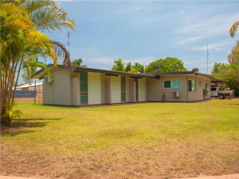 3 Damson Court, Rocky Point, QLD 4874
