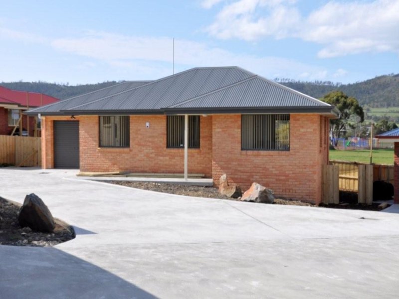 4/107 Burtonia Street, Rokeby, TAS 7019