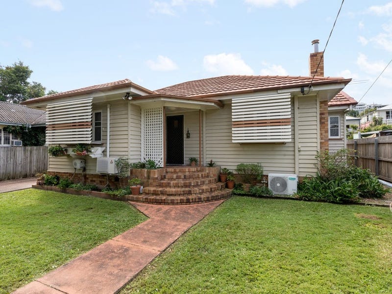 305 Riding Road, Balmoral, QLD 4171