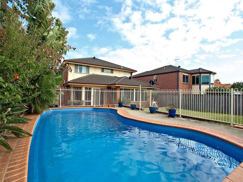 142 Brampton Drive, Beaumont Hills, NSW 2155 - realestate.com.au