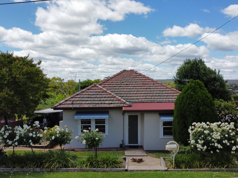 77 King Street, Inverell, NSW 2360 Property Details