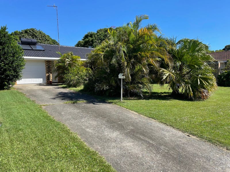 80 Japonica Drive, Palm Beach, QLD 4221