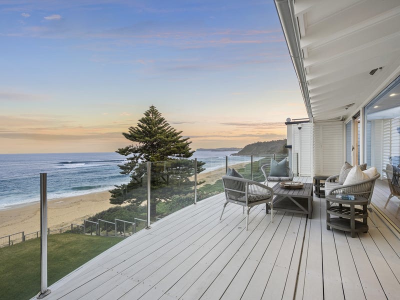 10 South Scenic Road, Forresters Beach, NSW 2260