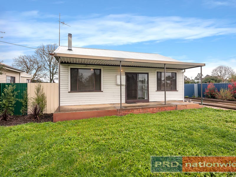 90 Clunes Road, Creswick, Vic 3363 Property Details