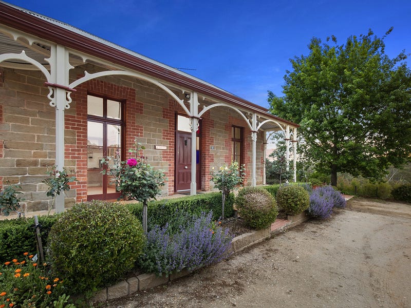 2 Ruthven Street, Daylesford, Vic 3460 Property Details