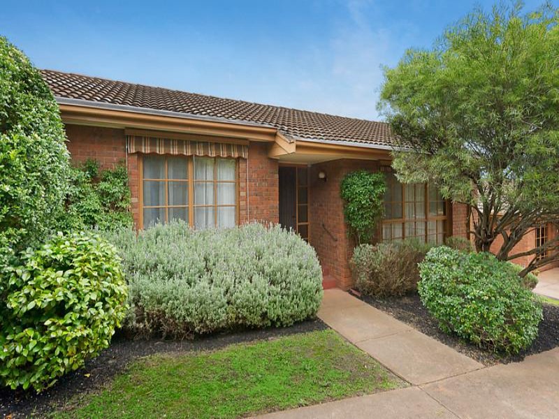 2/9 Edwards Street, Burwood, Vic 3125 Property Details