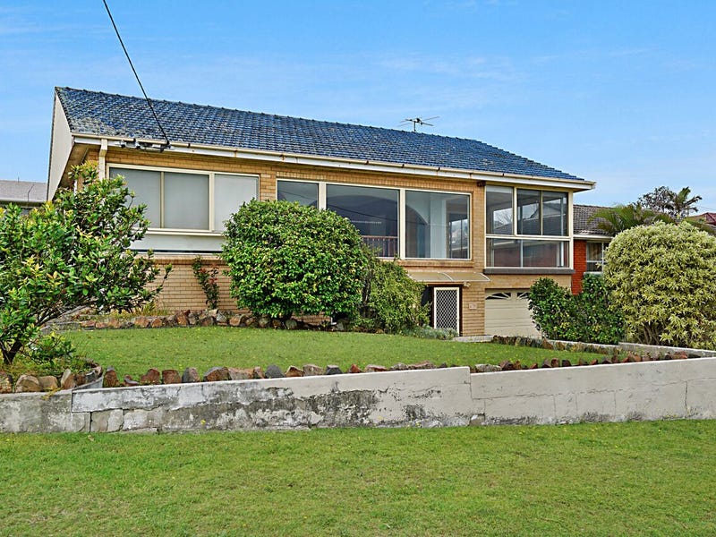 158 Caves Beach Road, Caves Beach, NSW 2281