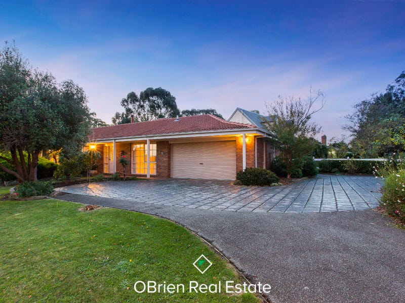 1 County Drive, Berwick, Vic 3806 Property Details