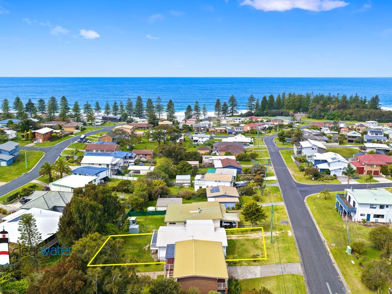 20 Beach Street, Tuross Head, NSW 2537