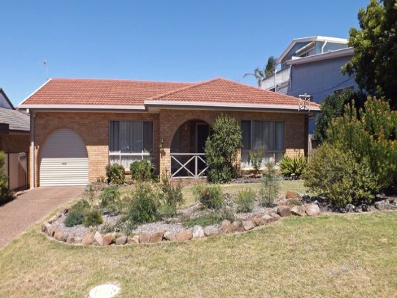 14 Jubilee Avenue, Ulladulla, NSW 2539