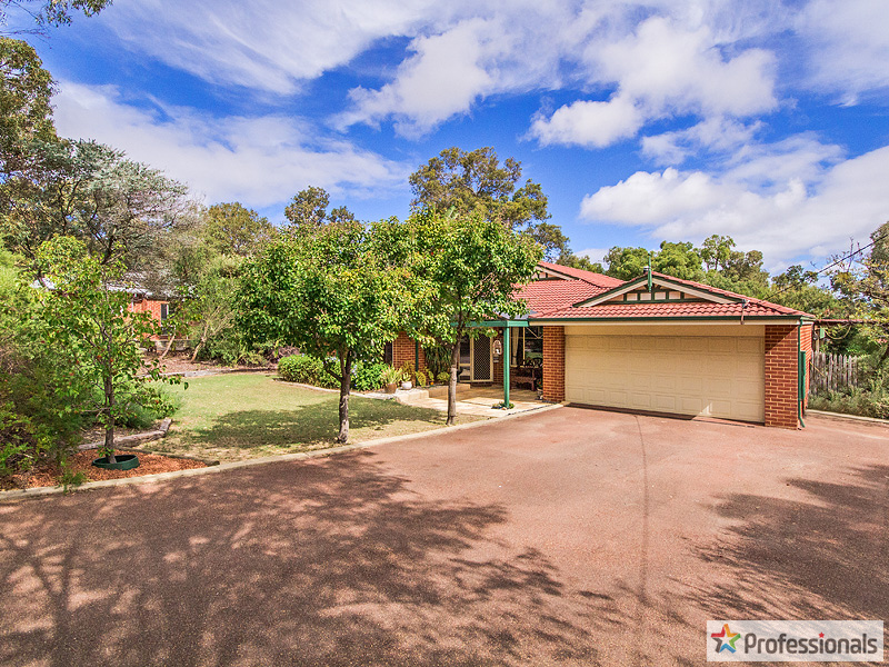 34 Homestead Drive, Wellard, WA 6170 Property Details