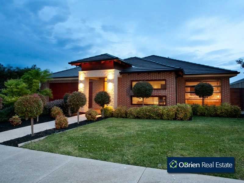 15 Viewgrand Drive, Berwick, Vic 3806 Property Details