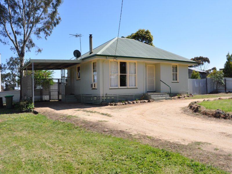 9 York Avenue, Avoca, Vic 3467 Property Details