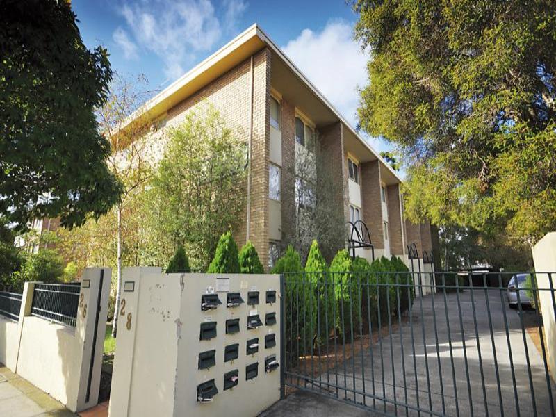 1/26 Disraeli Street, Kew, Vic 3101 Property Details