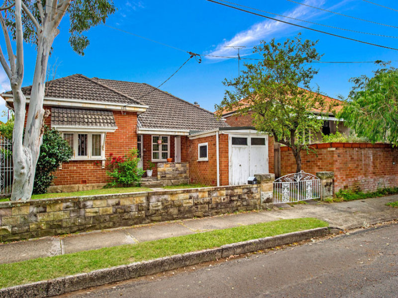 8 Clifton Road, Clovelly, NSW 2031 Property Details