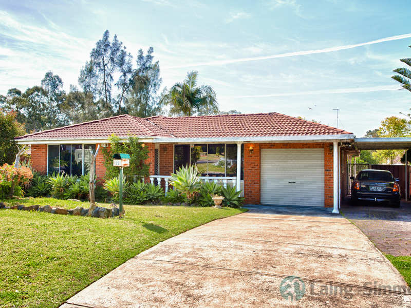 22 Hyacinth Avenue, Macquarie Fields, NSW 2564