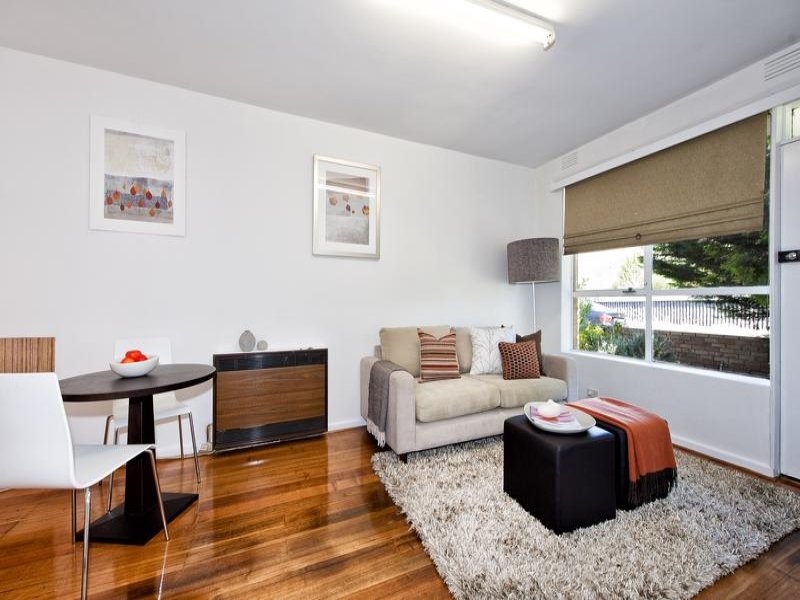 2/181 Geelong Road, Seddon, Vic 3011 - Property Details