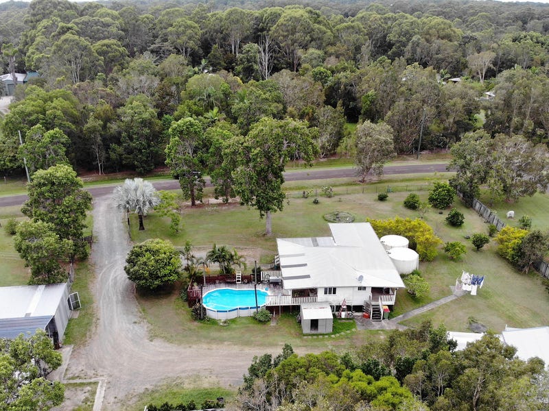 69 Green Gate Road, Cooroibah, QLD 4565