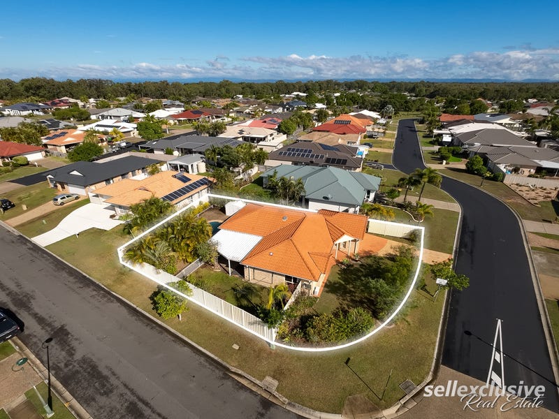 141 Carpenter Way, Sandstone Point, QLD 4511