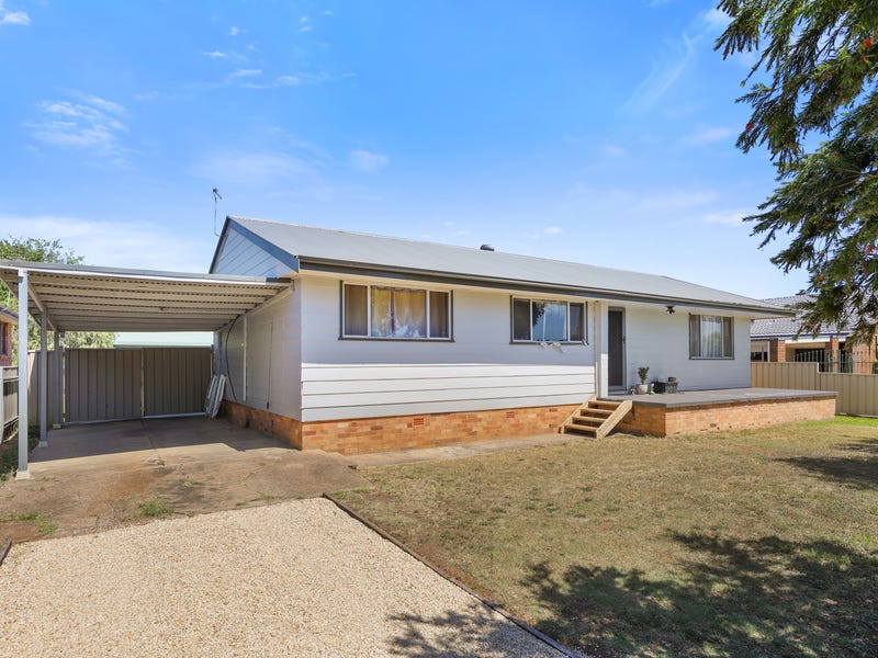 15 Parker Street, Scone, NSW 2337 House for Sale