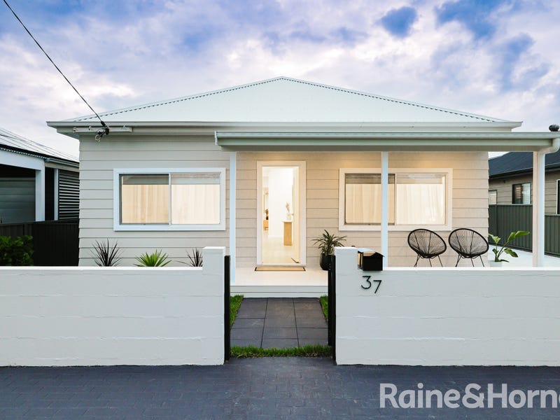 37 Robb Street, Belmont, NSW 2280 Property Details