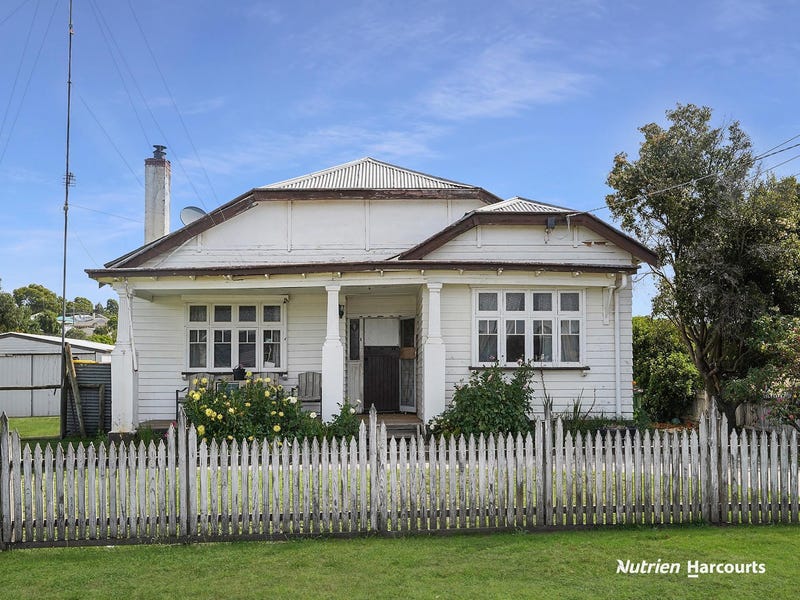 25 Mckinlay Street, Casterton, Vic 3311 House for Sale