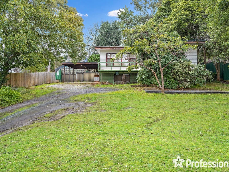 7 Greenhills Avenue, Montrose, Vic 3765 Property Details