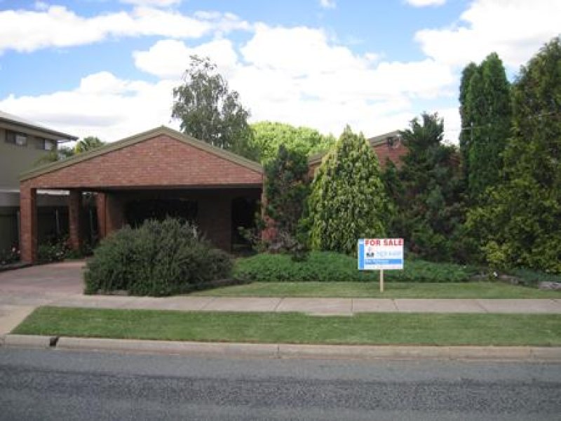 23 Elsie Jones Drive, Mooroopna, Vic 3629 Property Details