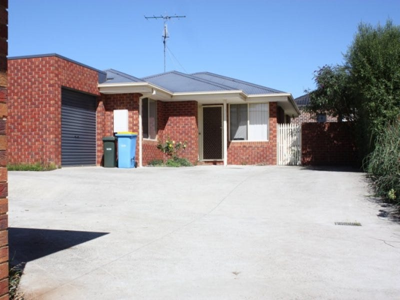 2/35B Street, Kilmore, Vic 3764 Property Details