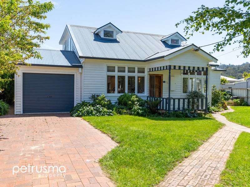 16 Windsor Street, Kingston Beach, TAS 7050