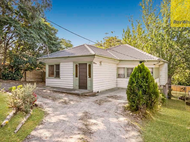 24 Forest Road, Ferntree Gully, VIC 3156