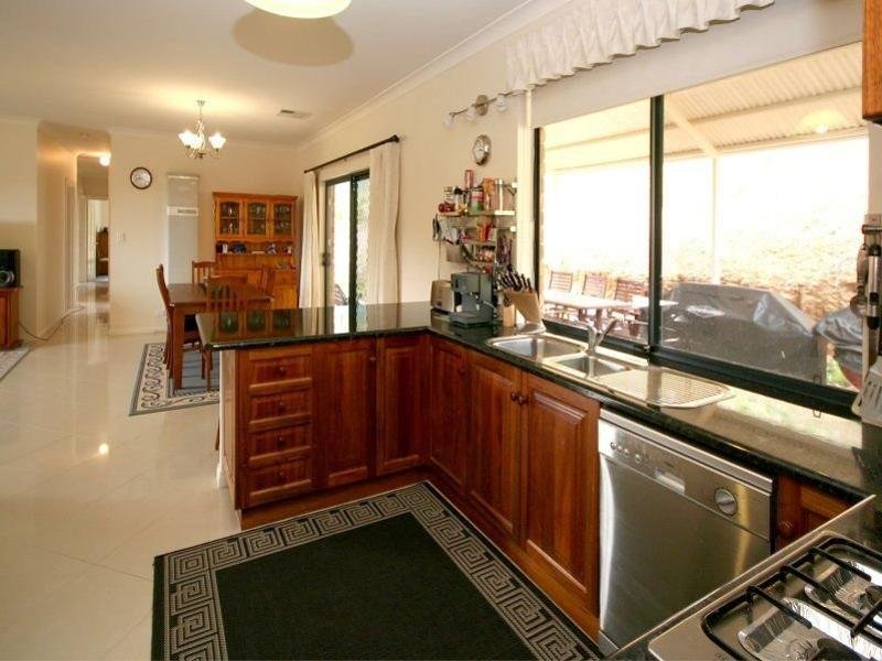 16 Meadowvale Road, Coromandel Valley, SA 5051