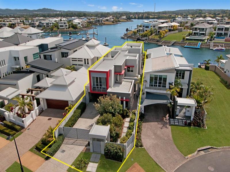 12 River Links Boulevard E, Helensvale, QLD 4212