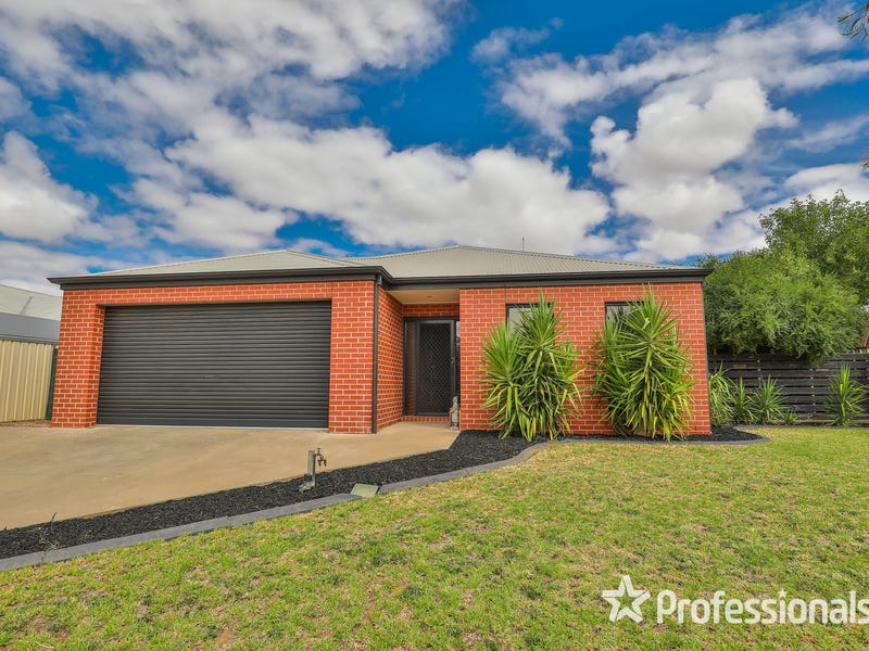 32 Canterbury Drive, Mildura, VIC 3500
