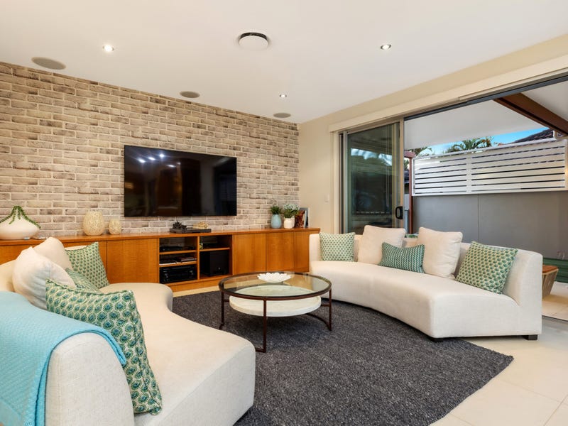 Real Estate & Property for Sale in Surfers Paradise, QLD 4217 (+2