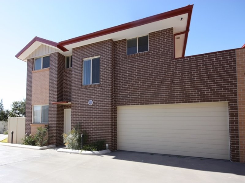 21/221A Waterworth Drive, Mount Annan, NSW 2567