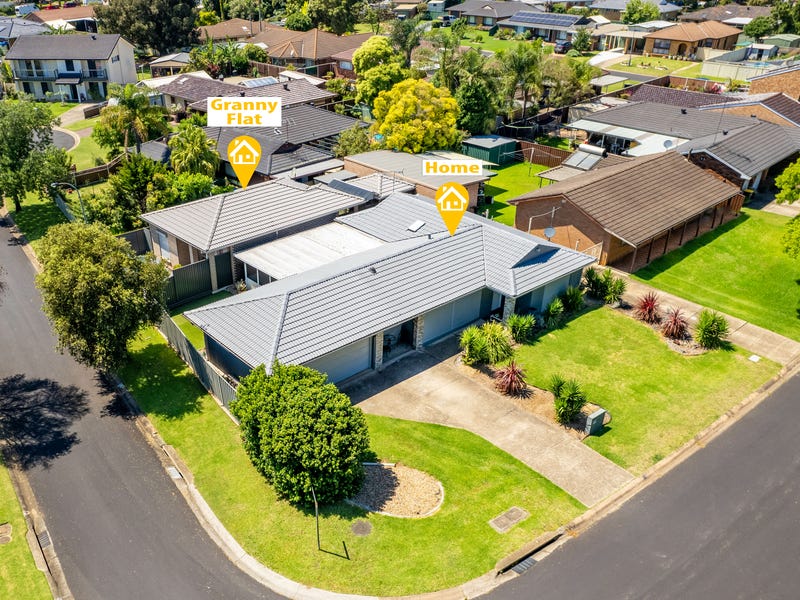 11 Rutherglen Drive, St Andrews, NSW 2566